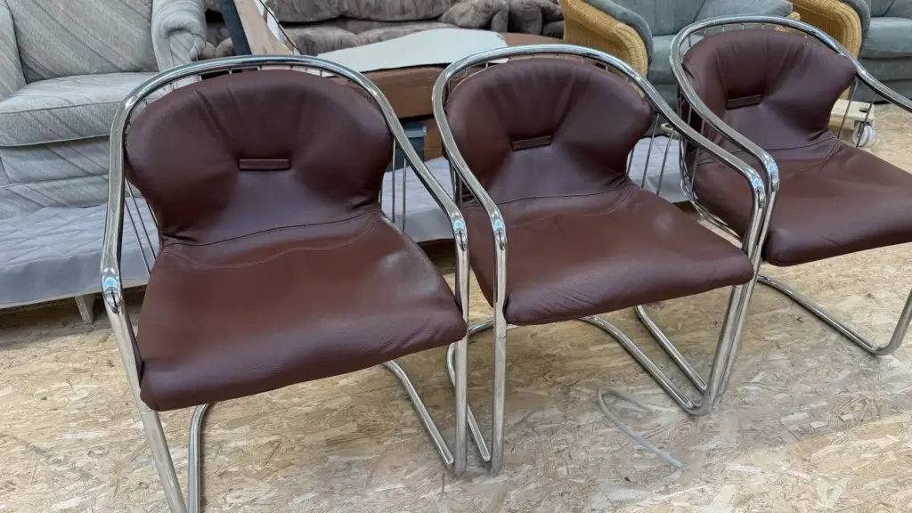 Sitzmoebel 2 v